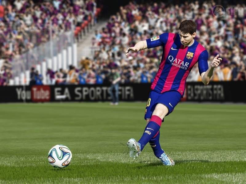 خرید بازی کارکرده FIFA 15 برای PS4